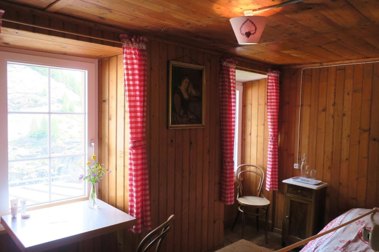 Edelweiss Mountain Guest House - 1 Hour Hike Up From Zermatt Station - On Hiking Trail - No Transport Zewnętrze zdjęcie
